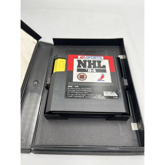 NHL Hockey '94 (Sega Genesis, 1993) Complete CIB - Picture 10 of 10